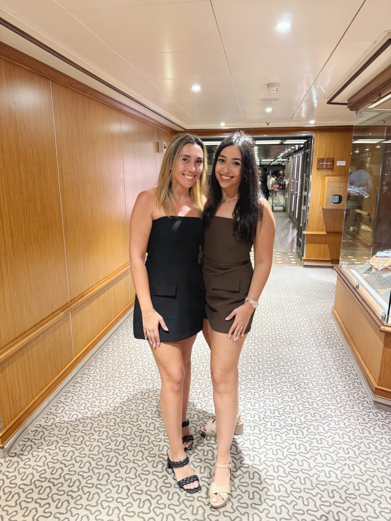 Ashley Arnold and Lexi Arnold, sisters and owners of EquiGroomer